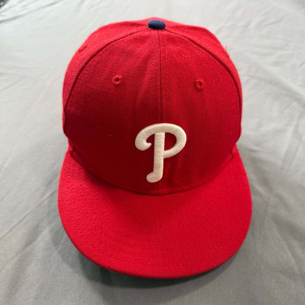 New Era Philadelphia Phillies 59FIFTY Fitted Kids Hat Red Size 6 3/4